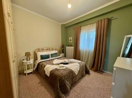 Calma Apartment - Your calm escape in Arcadia, hotel en Trípoli