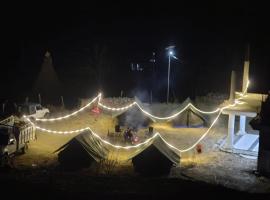 Chanshal Camp, hotell sihtkohas Khashdhār