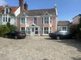 Potters Mooring Guest House