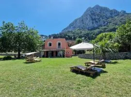 Coralia Villa Con Giardino