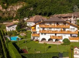 Ferienwohnungen Wieserhof in Andrian