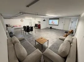 Möblierte Studiowohnung 65 m2 Wohnfläche mit Kostenlosen Endreinigung