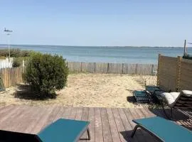 L'escale les pieds dans l'eau