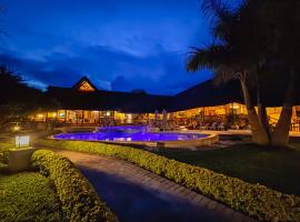 Shearwater's Explorers Village, hotel z bazenom v mestu Victoria Falls