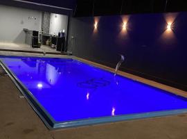 Área de Lazer DJesus – hotel w mieście Arapongas