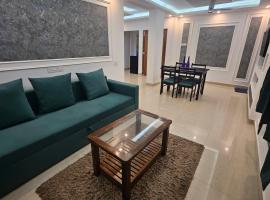 Villa platinum, acomoda&ccedil;&atilde;o com cozinha em Calangute