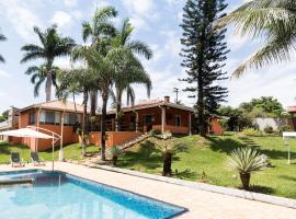 Chácara para familias, Hotel in Limeira