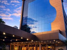 Golden Cassia Infopark Business Hotel, hotel en Kakkanad