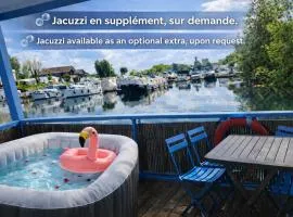 Cottage flottant Premium Spa privé en supplément Port de Plaisance près Centre