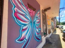 Urban Art Capsule - Solar Clefis, hotel v mestu Vitória