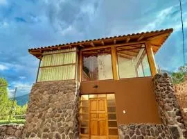 Beautiful house in the Sacred Valley, Arin Falls