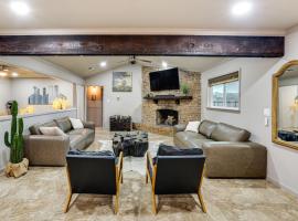 Private Patio and Yard Pet-Friendly Bulverde Home, hotel sa Bulverde