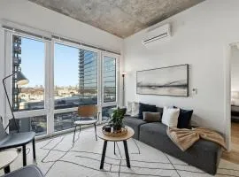 ENVITAE Hotel 4BR Luxury Modern Apartments