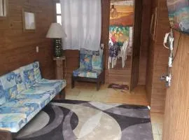 Aconchegante , espaçosa, acomoda 10 pessoas , centralizada perto da praia