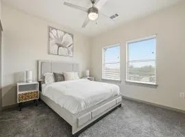 Chisholm Trace 812 Perfect 2BD 2BA