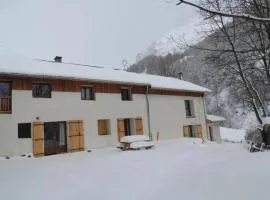 Chalet accueillant à Réallon de 70 m² avec vue