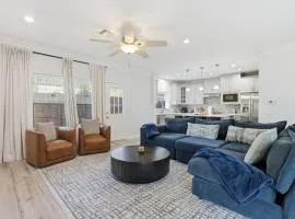 O18A Spacious 3BR Sleeps 10 Two Living Areas Houston