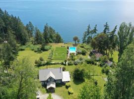 The Tides Cottages, hotel em Pender Island