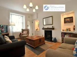 Seaglass Cottage Anstruther- stylish seaside stay