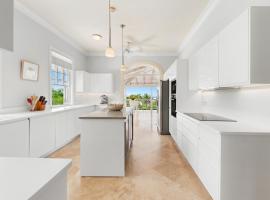 Sugar Hill Resort, Bananaquit, hotel di Saint Joseph