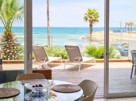 Alonas Apartments Beachfront Apartment