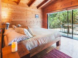 Ruca Lodge, un refugio exclusivo en bosque costero Calma y naturaleza, Hotel in Polcura