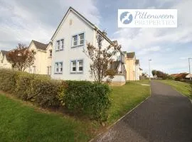 Seaside Nook- stylish stay by the sea