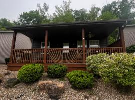 Papa Chubbys RV Resort, khách sạn ở Sunrise Beach