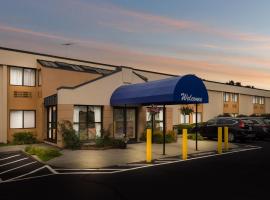All Seasons Inn & Suites Smithfield Providence, хотел в Смитфийлд