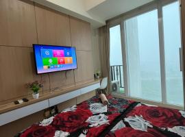 Treepark serpong apartment by SM ROOM, hotel em Dadap