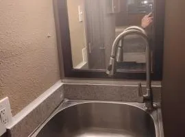 Gated 4 Double Beds 2 Bath Apt 128