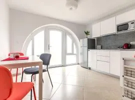 Apartment Sweet Studio
