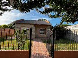 Viesnīca Alojamiento Maipú pilsētā Roque Pérez