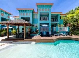 Coconut Palms - In the Heart of Port Douglas & Near the Beach 'Adults Only'