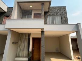 Apartamento Centro 02 โรงแรมในวีลเยนา