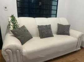 E Lindo Sobrado com 2 quartos em condomínio - Centro