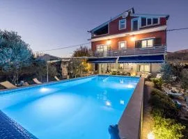 Holiday house with a swimming pool Opuzen, Neretva Delta - Usce Neretve - 8818