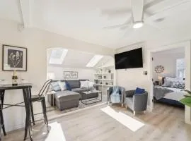 Lake views and 90' of beach access