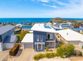 21 White Close Encounter Bay - Linen Included