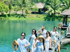 Đồi Dẻ Eco HomeStay, Hotel in Bố Trạch