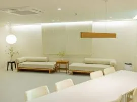 4F rootshouse busan staion