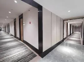 Green Tree Inn Express Shanghai Bund Yuyuan Xiaonanmen Metro Station