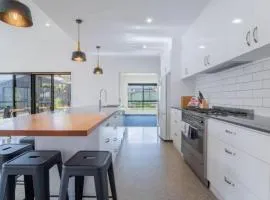 Parkland Garden Retreat