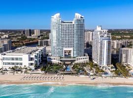 The Diplomat Beach Resort Hollywood, Curio Collection by Hilton, готель у Голлівуді