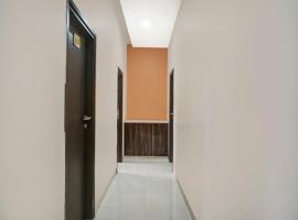 Hotel O Panchratna, hotel sa Chakan