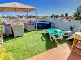 Apartment Alpha - 2 Bedrooms, Private Rooftop Patio with Hot Tub, BBQ and View
