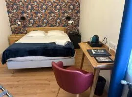 Logis Hôtel & Appartements Le Florence