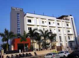 The Royal Hotel, hotel sa Haldwāni