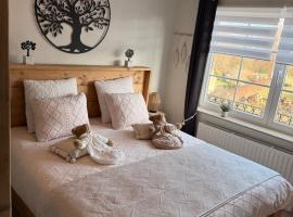 B&B - Privé Wellness Moonlight, hotel em Brakel