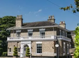 Dunedin Country House